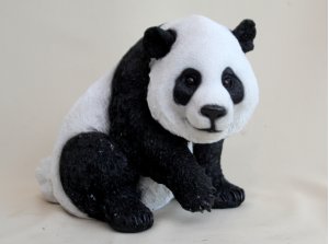 Element decor Ursul panda asezat H 28cm, L 30, D 20cm